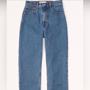 Abercrombie 90’s Straight Ultra High Rise Jeans
